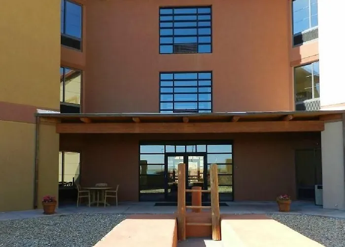 Moenkopi Legacy & Hotel Tuba City