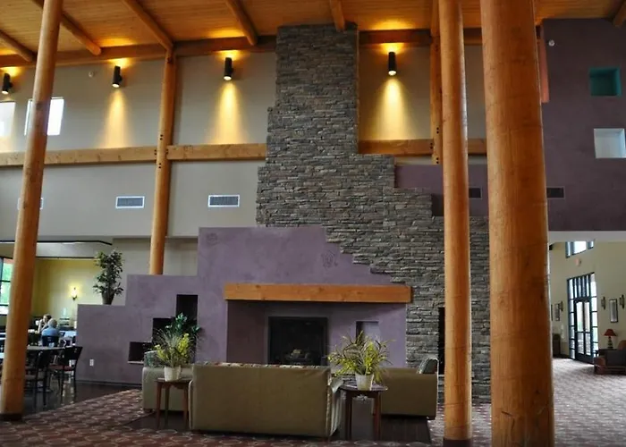 Moenkopi Legacy & Hotel